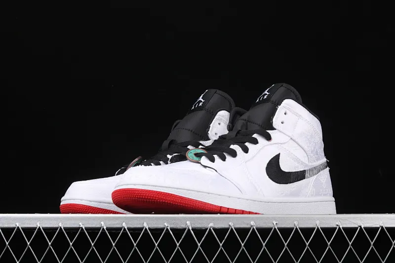 All categories Air Jordan Jordan series basketball shoes Air Jordan 1 Mid CLOT x Air Jordan 1 Mid "Fearless" AJ1 Joe 1 mid-top white silk CU2804-100